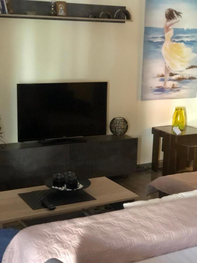 Joannas 2Brooms Sea Apartment Peraía 外观 照片